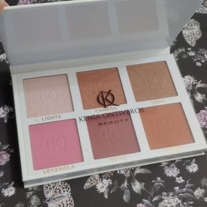 Kenia Ontiveros Blush and Highlight Palette